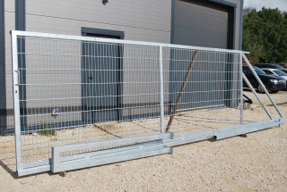 Posuvná brána 5m x 1,75m Panel 500cm 2D 6/5/6mm Pozinkovaný Ihneď k dispozícii! DERMET